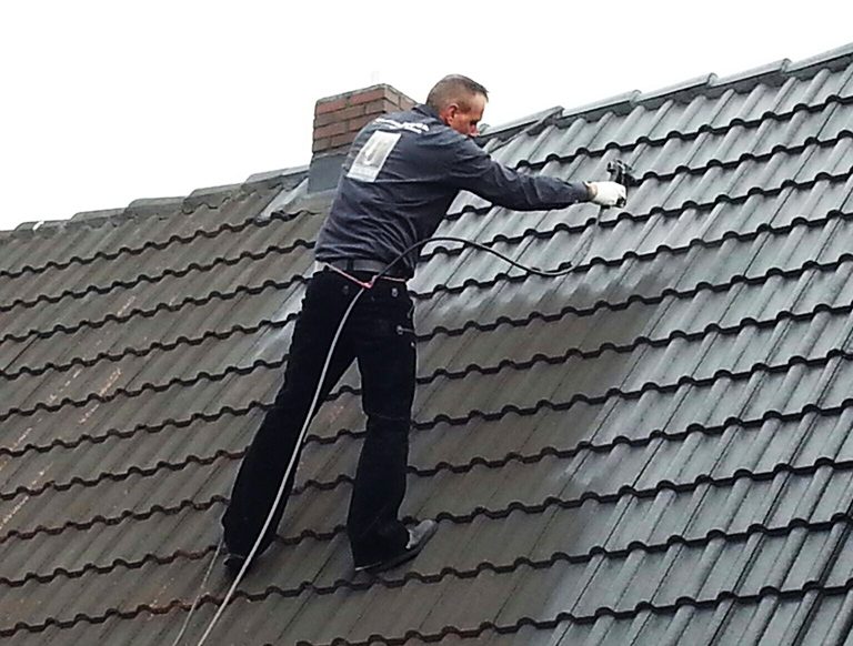 Dachbeschichtung Einfamilienhaus